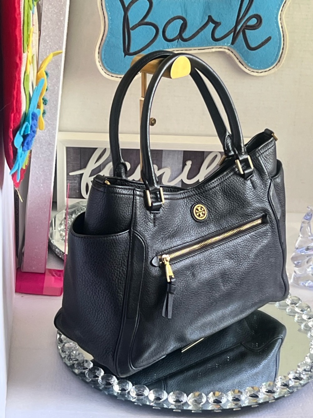 Tory Burch Black pebble leather Interior Lining Gold Zip handbag /shoulder bag